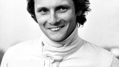 Il pilota Niki Lauda ingaggiato dalla Ferrari per il Campionato del Mondo Formula 1 del 1974. - Foto ritoccata senza logo