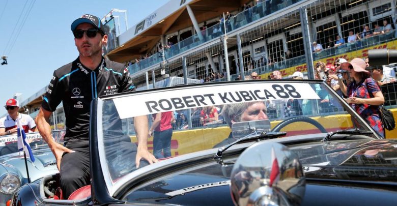 Robert Kubica (POL) Williams Racing on the drivers parade. Canadian Grand Prix, Sunday 9th June 2019. Montreal, Canada.