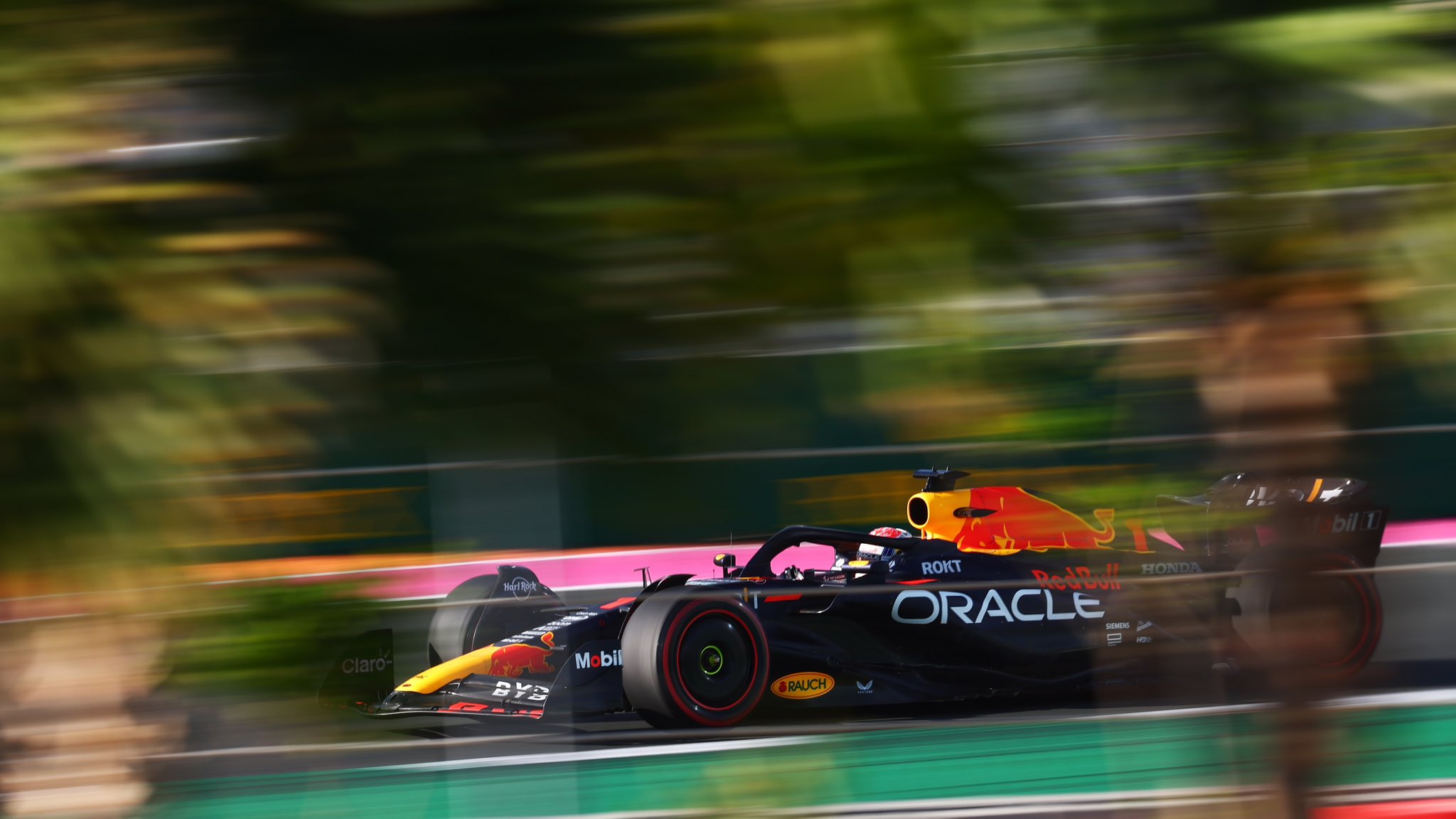 Max Verstappen na torze Jeddah Corniche Circuit