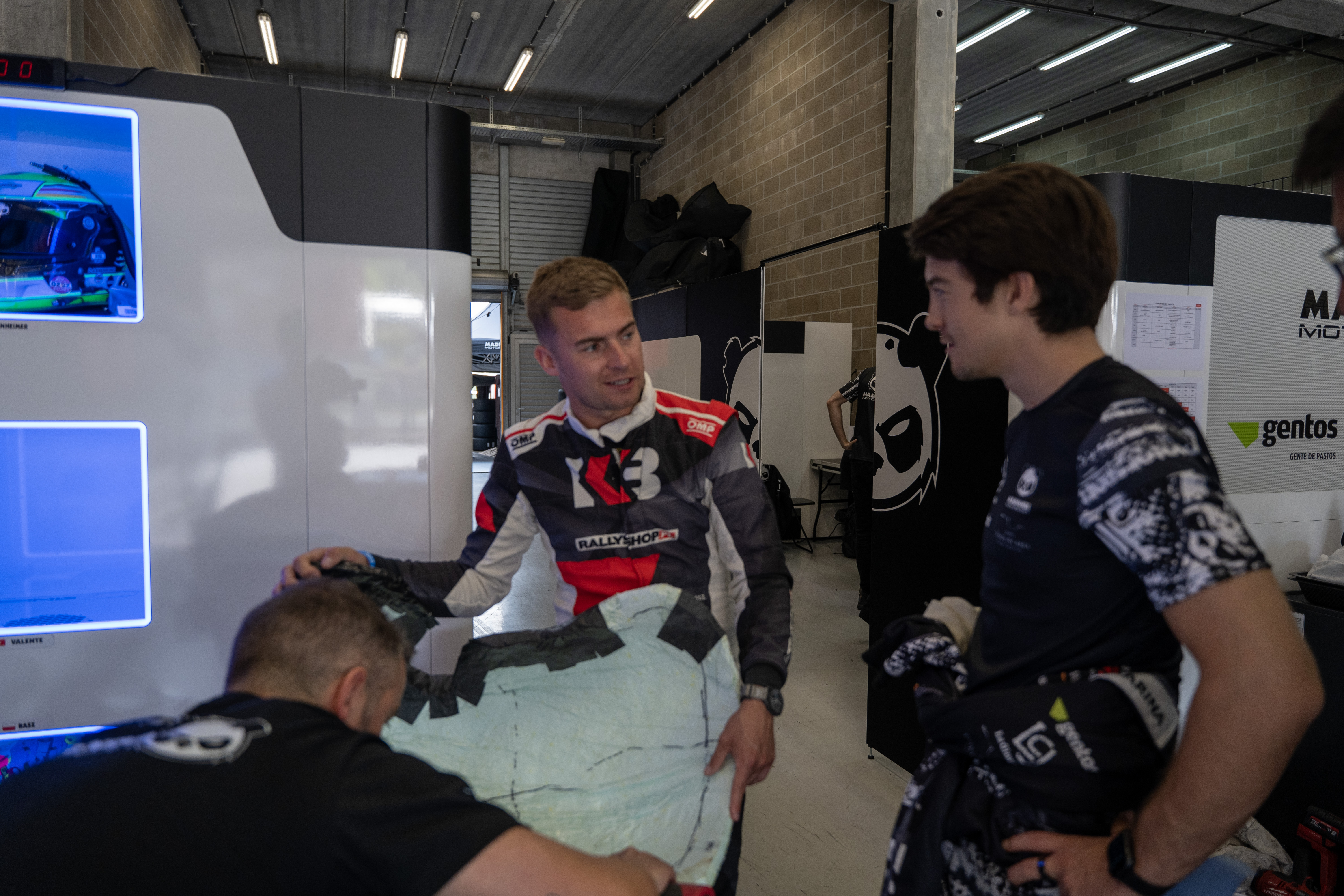 Polak kierowcą Mercedesa