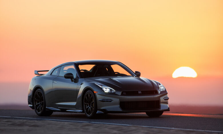 Nissan GT-R