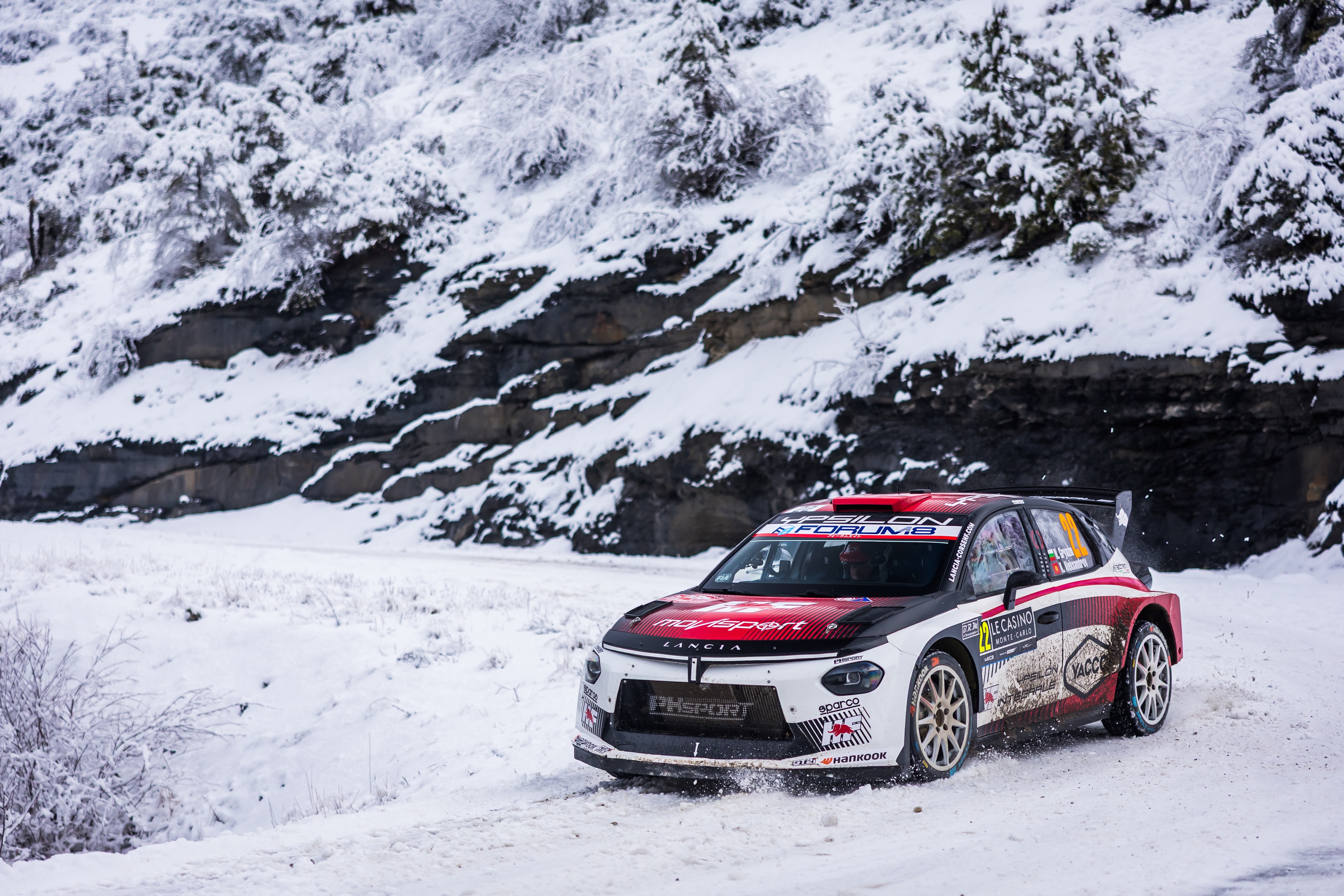 Lancia wróciła do WRC. Nowy Ypsilon Rally2 HF Integrale zaskoczył tempem w Monte Carlo