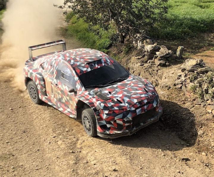 Toyota testuje następcę modelu GR Yaris! Prototyp dostrzeżony w Portugalii