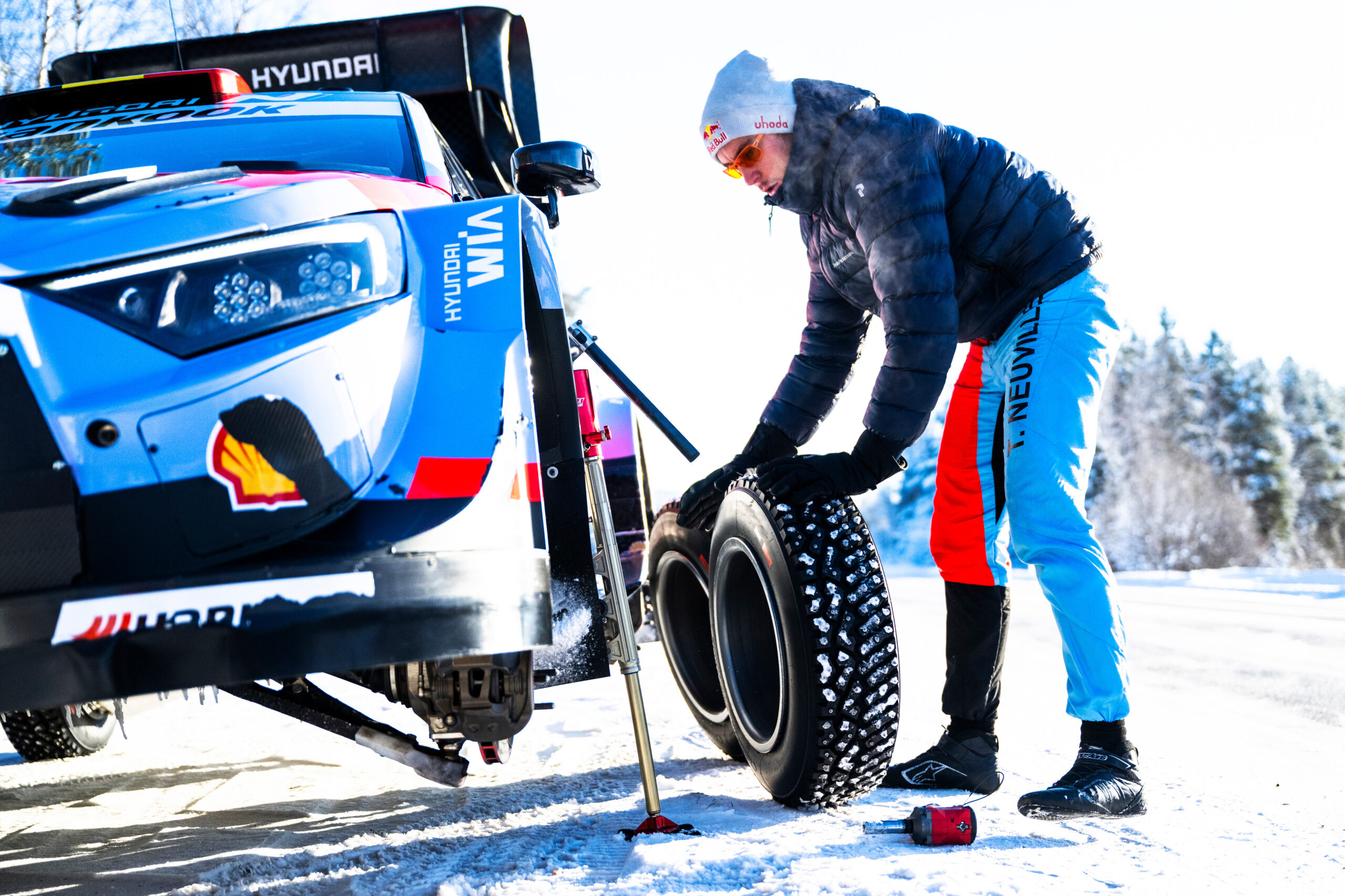 Neuville kwestionuje spójność kar w WRC