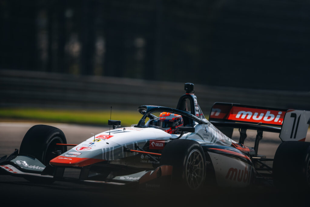 Świetna forma Kucharczyka! Polak z trzecim podium w trzecim wyścigu Indy NXT