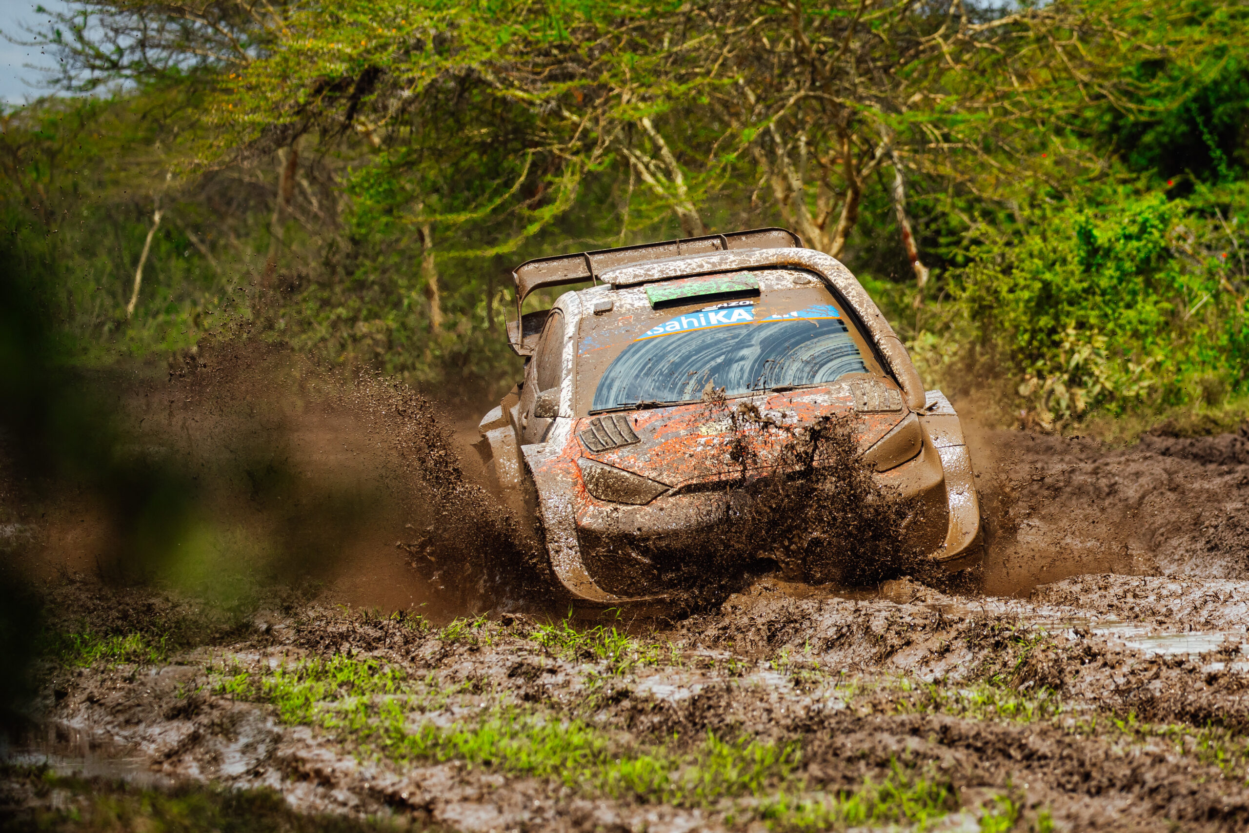 Zwrot akcji w Kenii! Toyota traci trzy załogi. Katsuta nowym liderem