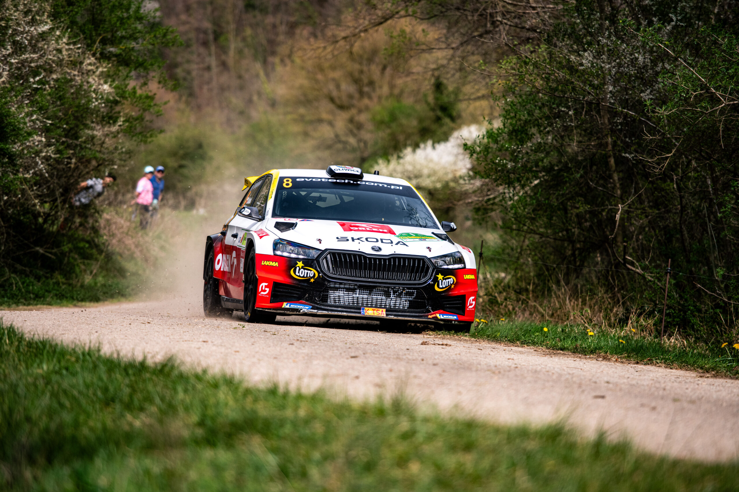 Matulka i Syty rozgrzewkowo w Rajdzie La Llana