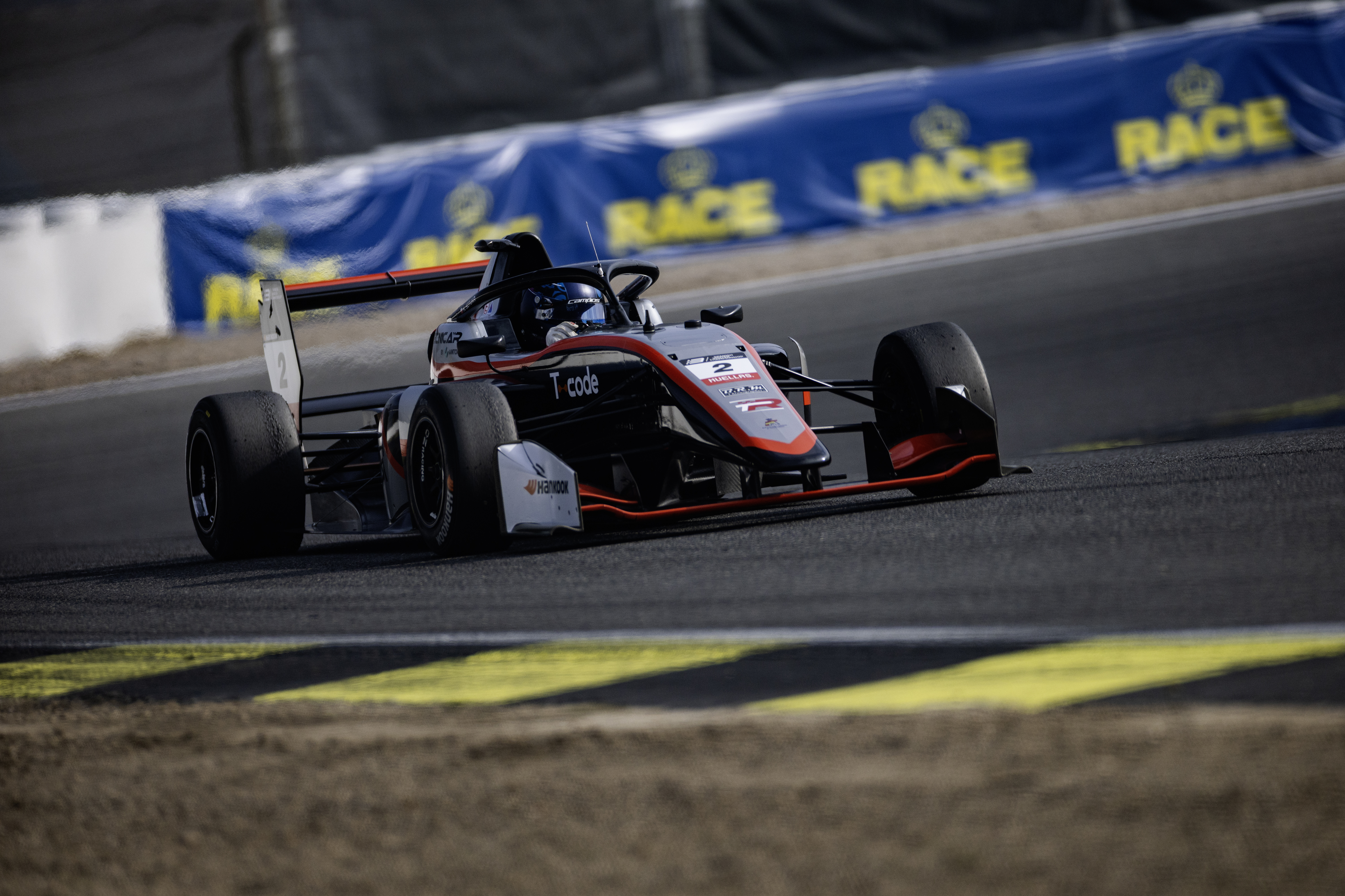 Kacper Sztuka rozpoczyna sezon Eurocup-3