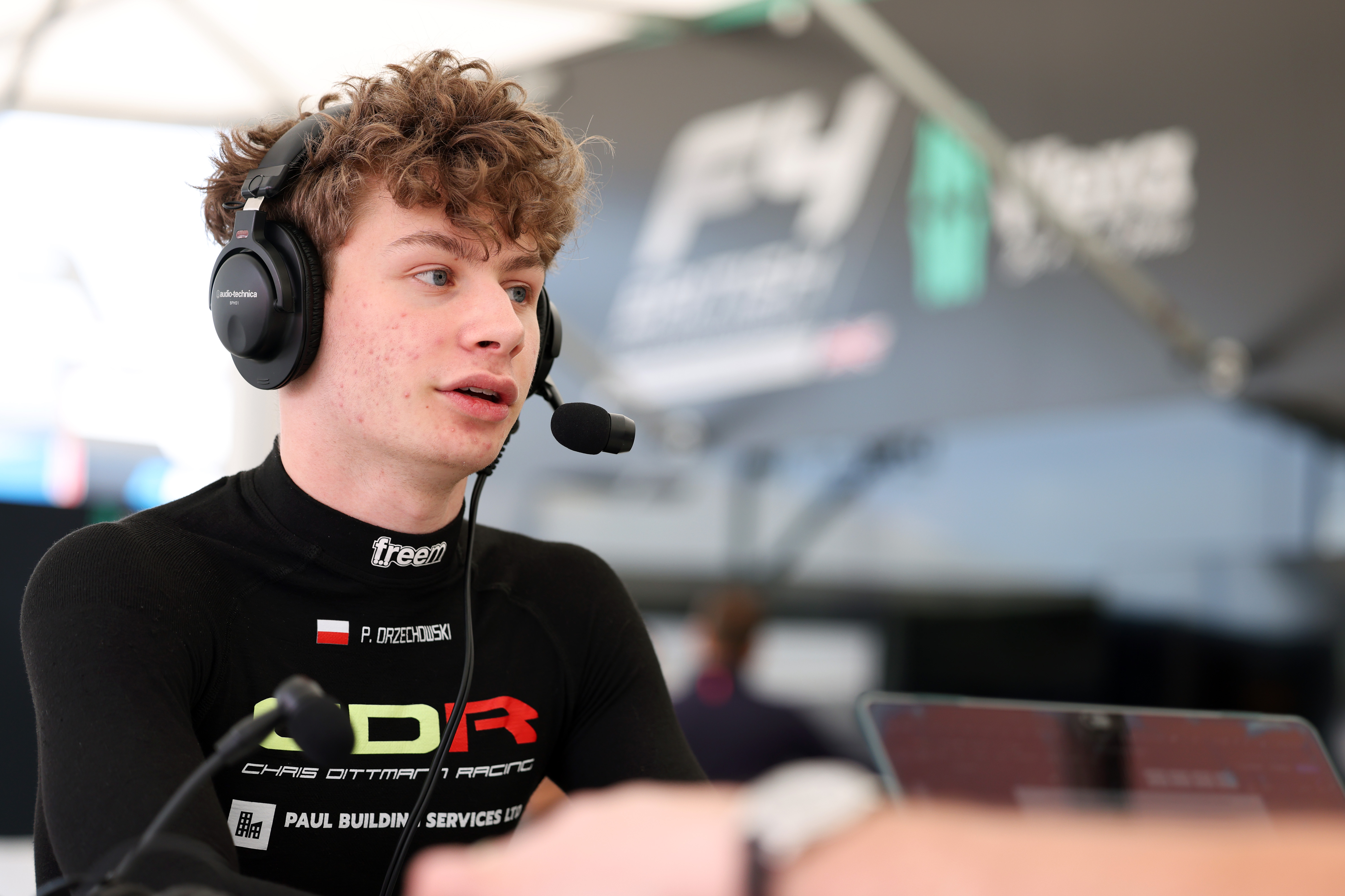 Piotr Orzechowski powalczył w Brytyjskiej Formule 4