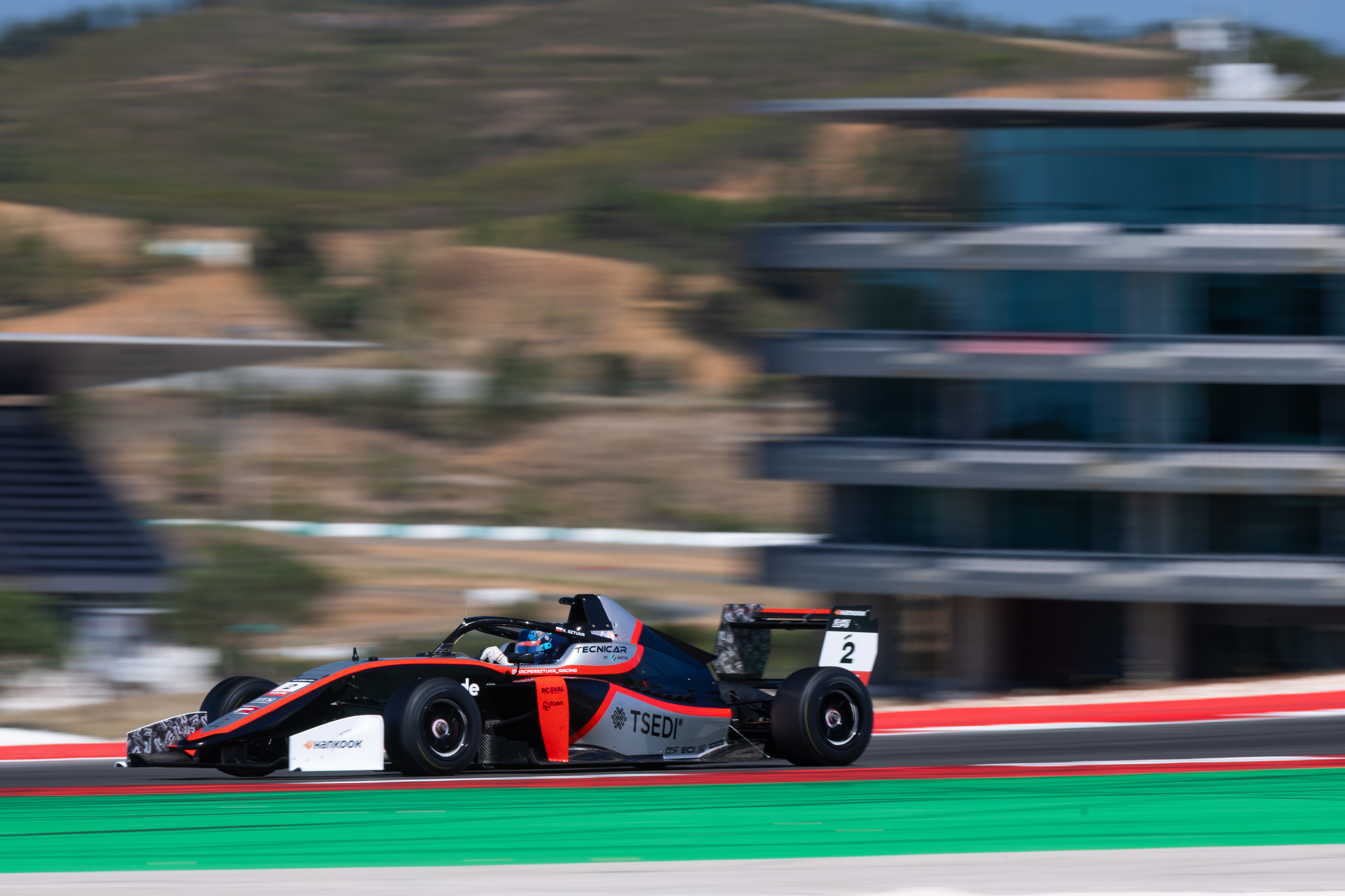 Kacper Sztuka z najlepszym wynikiem w sezonie