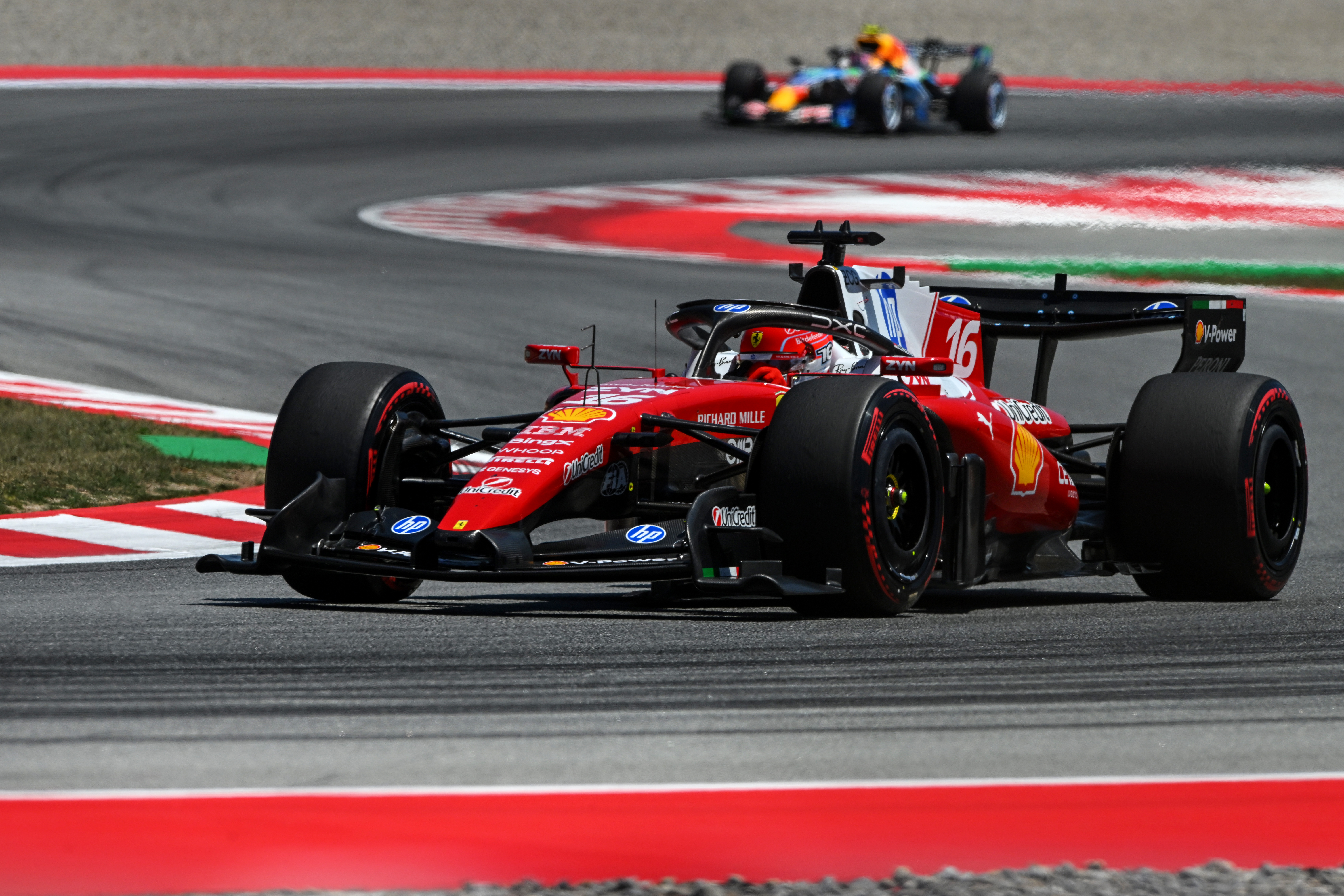 Lando Norris: Ferrari dominowałoby z lepszym silnikiem