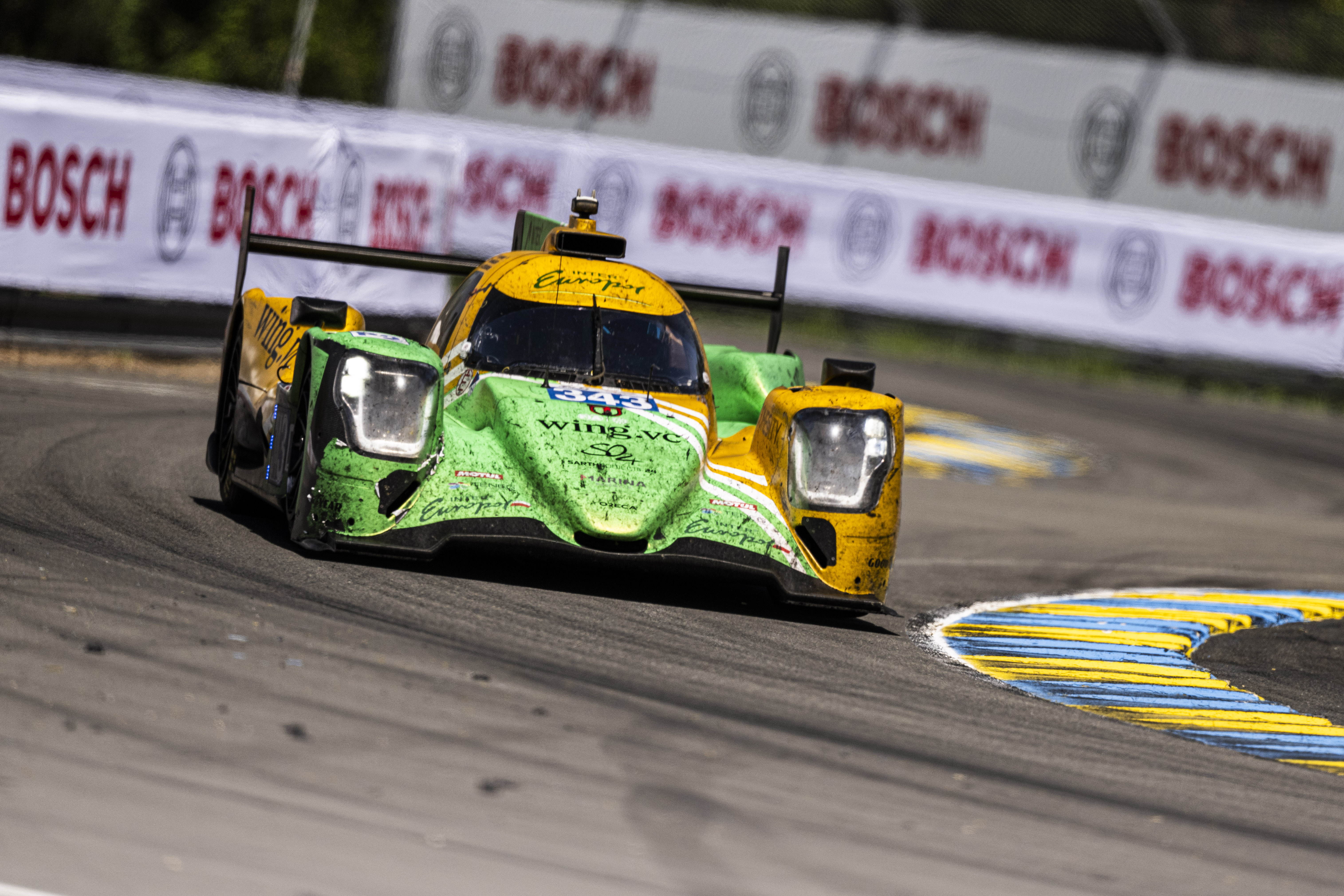Toyota wygrywa 24-godzinny wyścig Le Mans. Polski zespół z dubletem w LMP2