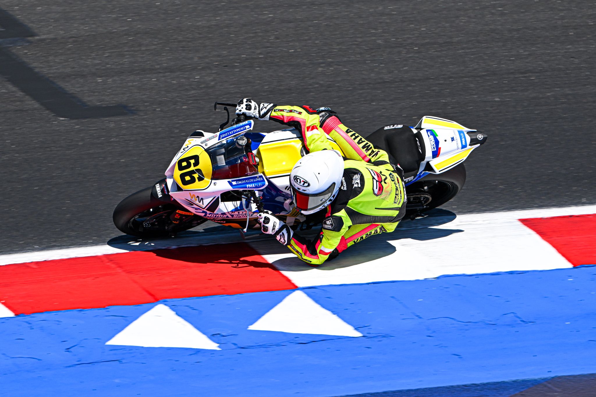 Walka o podium przerwana przy 190 km/h. Karolina Danak po wypadku w Misano.