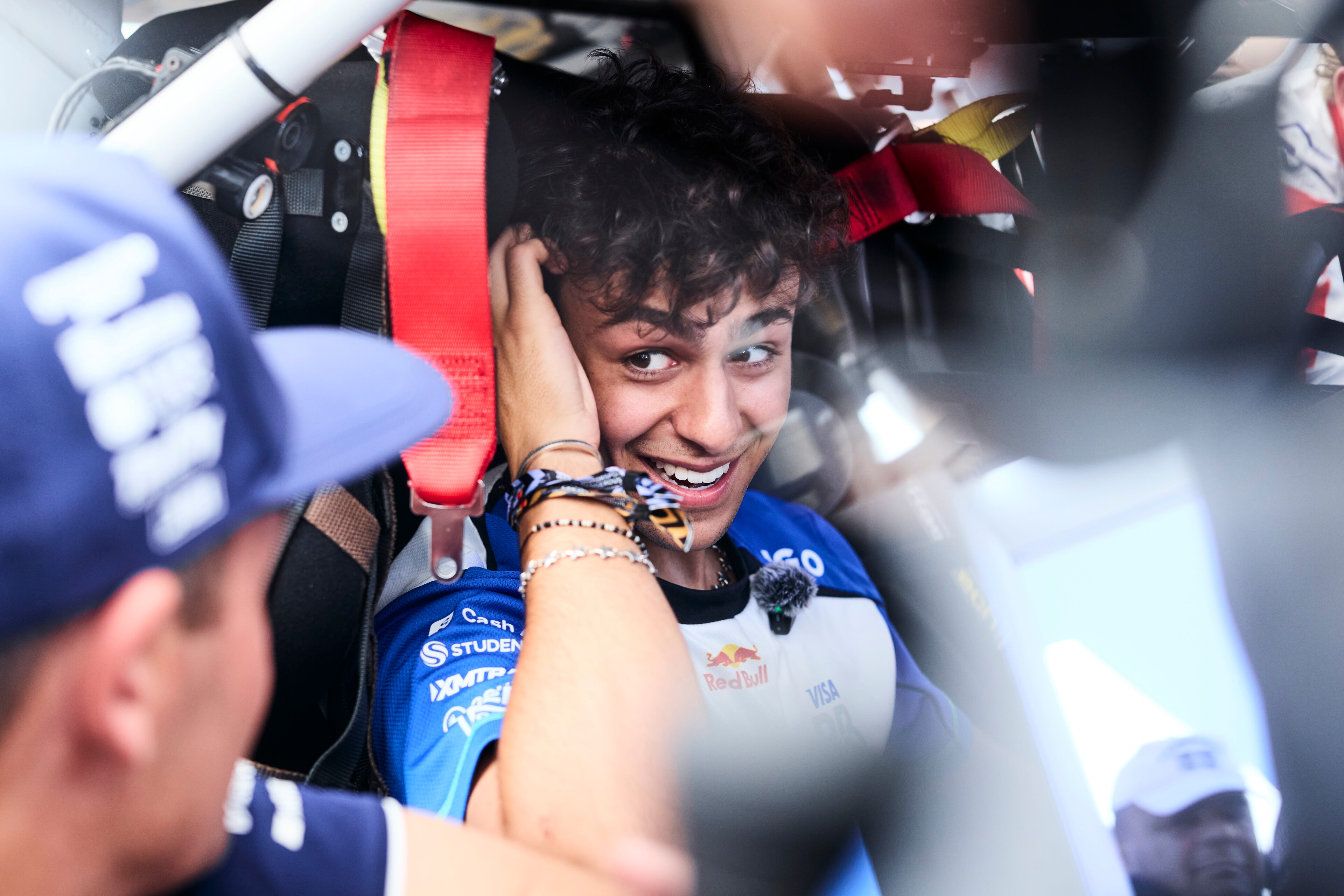 F1. Arvid Lindblad chce spróbować rajdów. Debiut w rajdówce zrobił na nim ogromne wrażenie
