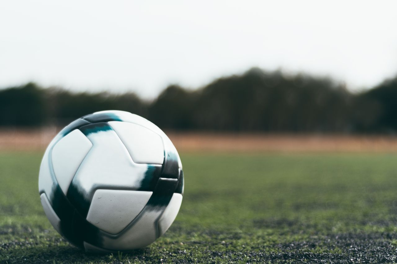 Rola psychologii sportu i odporności psychicznej w kluczowych momentach meczu