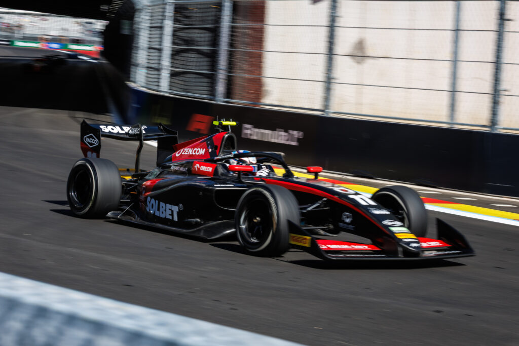 Maciej Gładysz kończy debiutancki sezon w Formule 3