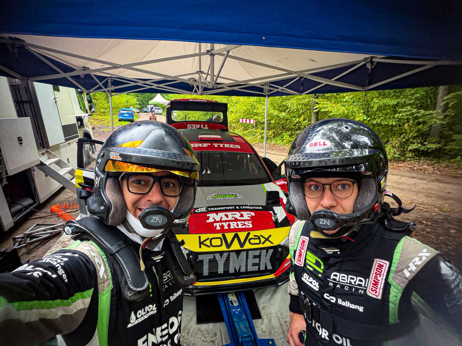 Tymek Abramowski wsiada do auta Rally2. Test nowej konstrukcji na domowych oesach