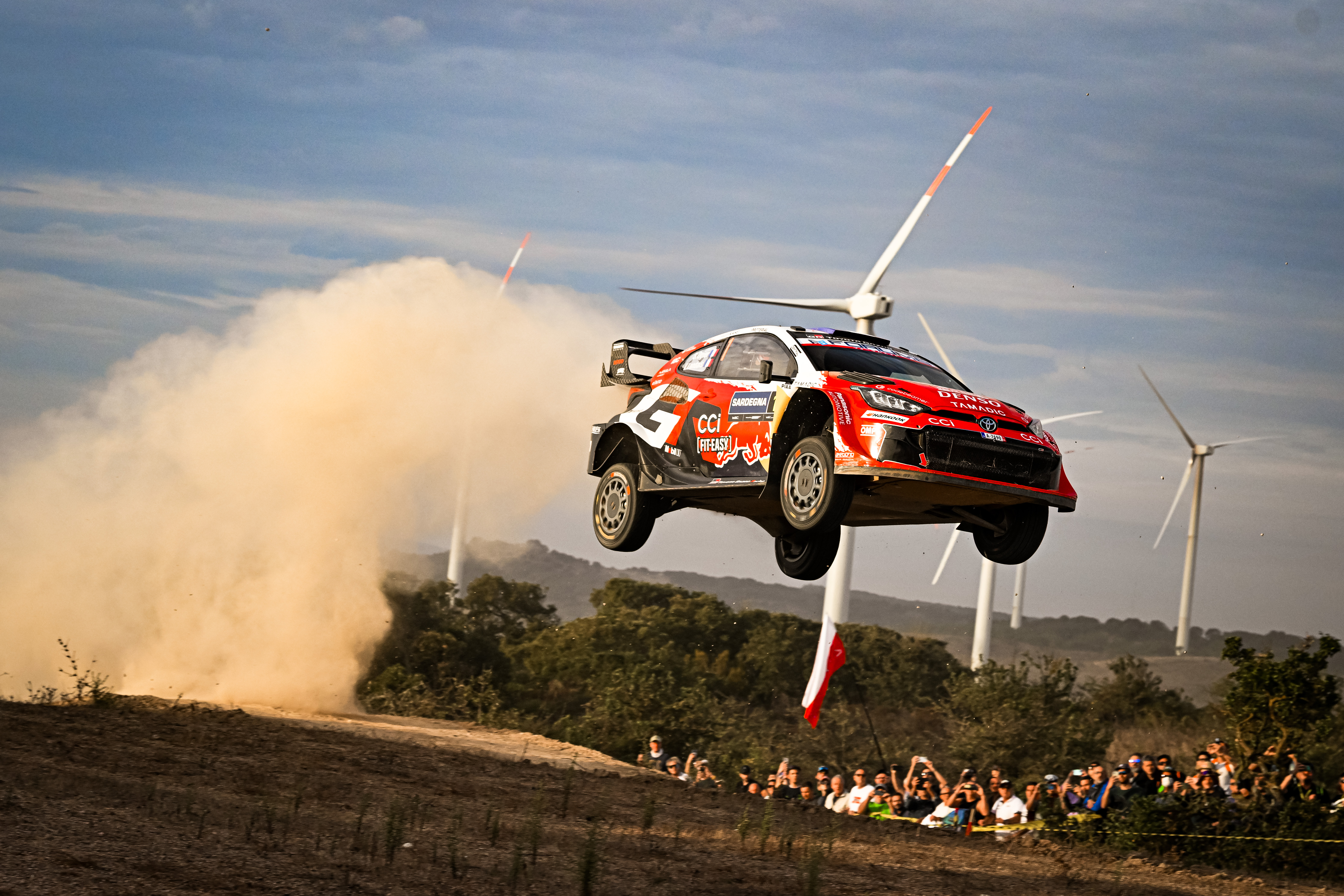 Thierry Neuville liderem Rajdu Sardynii. Solberg pozostaje w walce o tytuł